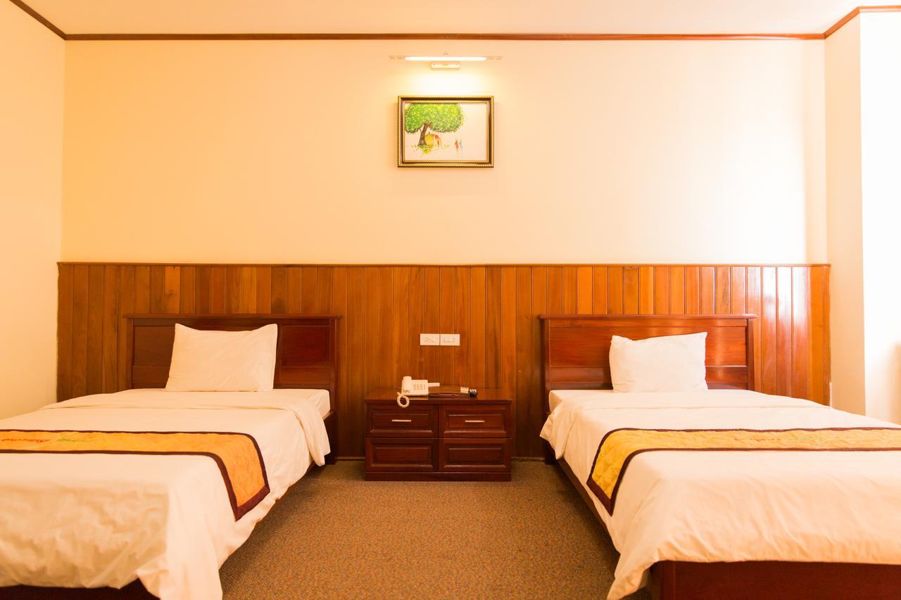 Beijing Hotel Vinh Buitenkant foto